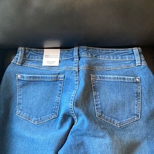 NWT Inc Denim midrise straight leg distressed blue jeans, size 10/30